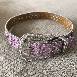 Nocona Belt Co. Girl’s pink rhinestone belt